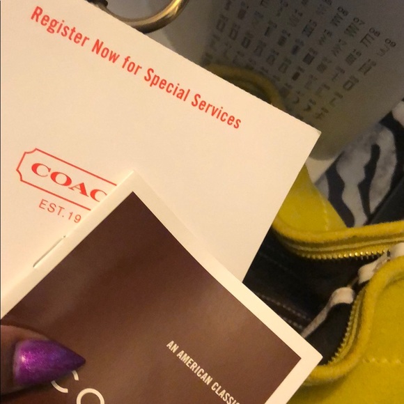 New Coach Hobo Bag - Picture 9 of 10